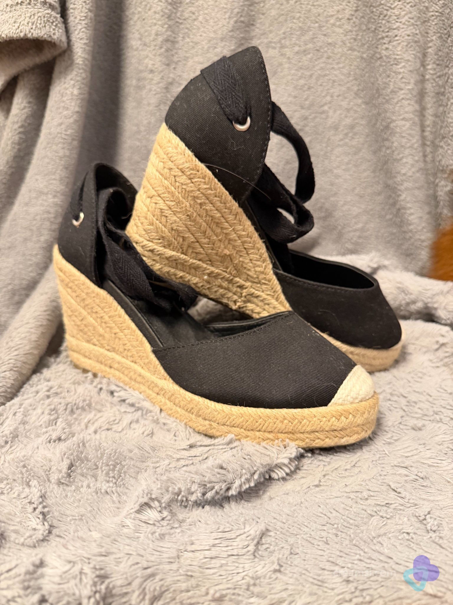 Schwarze Espadrille-Wedges mit Schnürung, Gr. 36