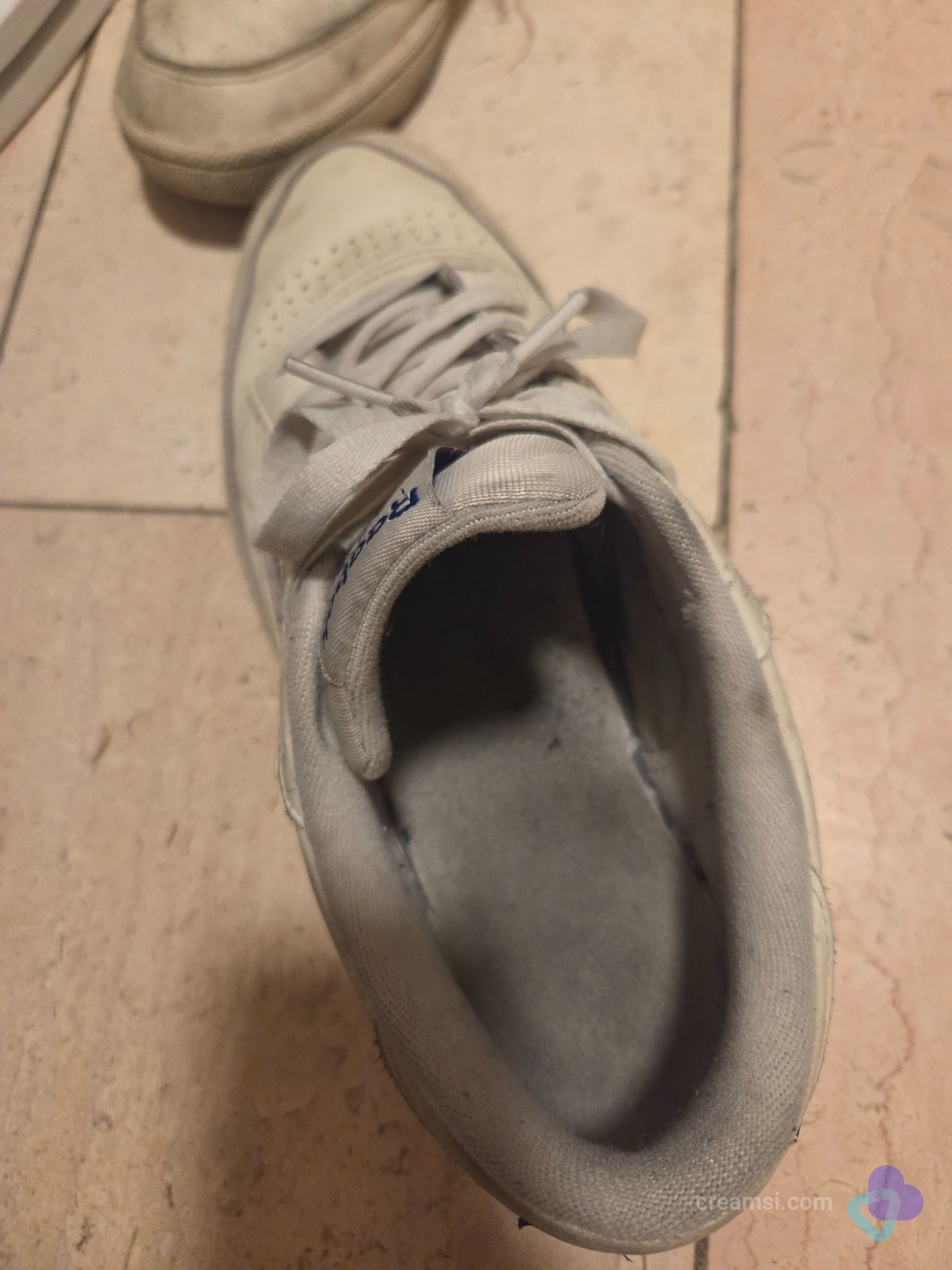 Getragene Schuhe